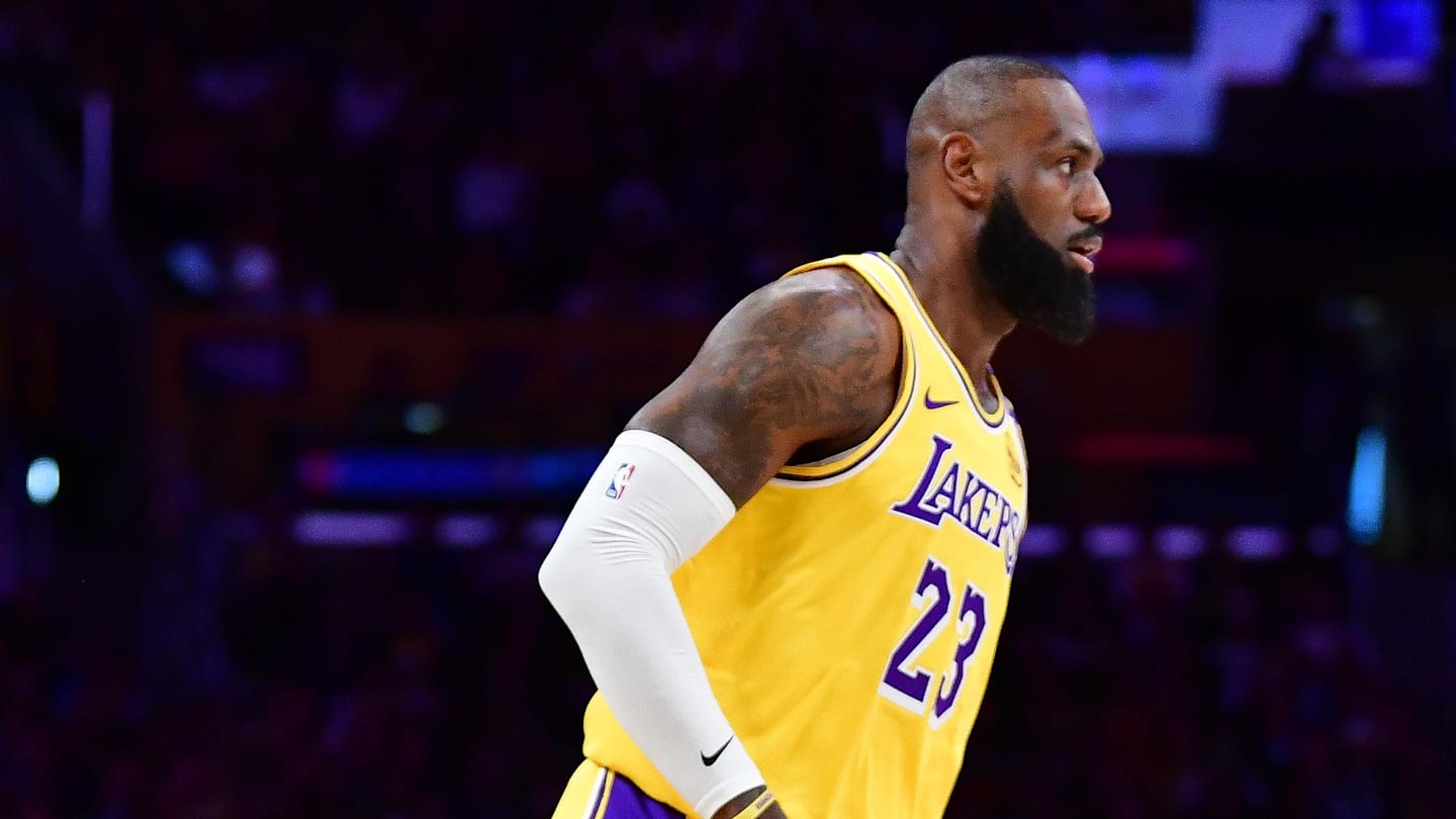 LeBron James' Lakers Future Spurs Trade, Free Agent Shifts