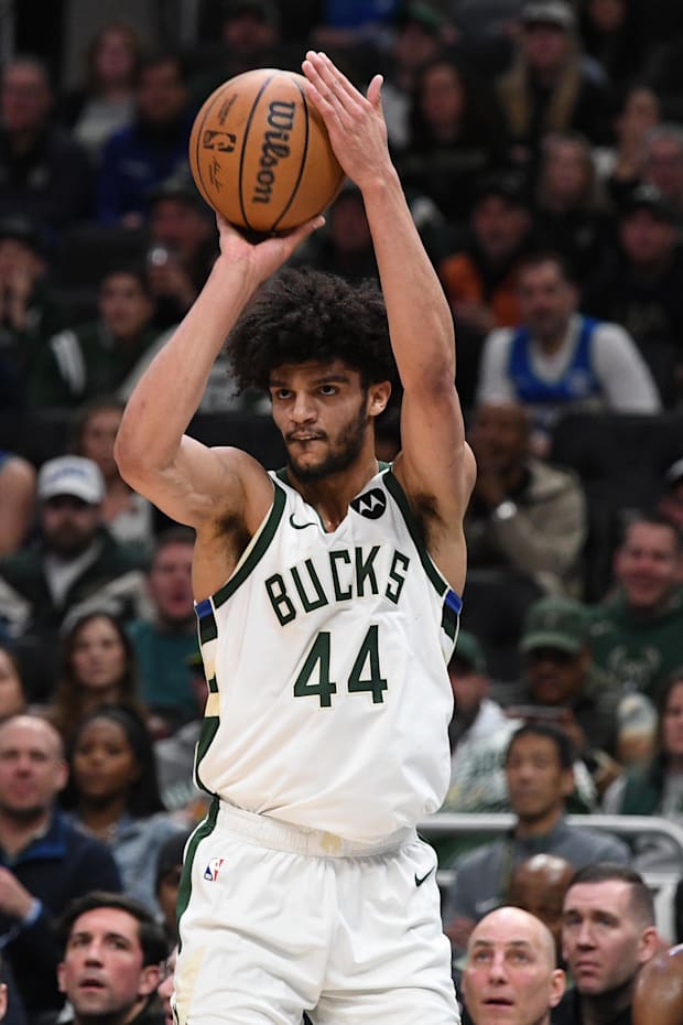 Milwaukee Bucks guard Andre Jackson Jr. (44) puts up a shot against the Toronto Raptors in 2023-24.