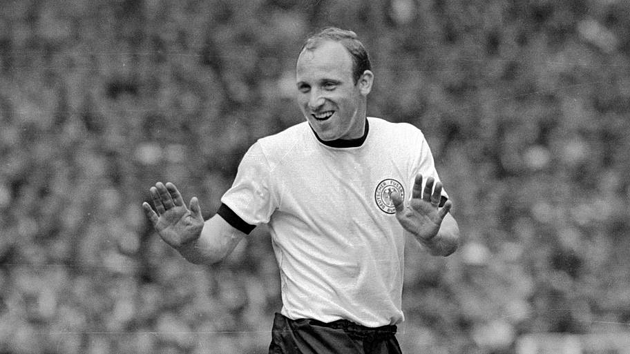 Uwe Seeler.