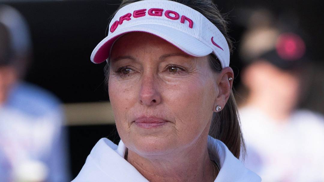 Oregon coach Melyssa Lombardi.