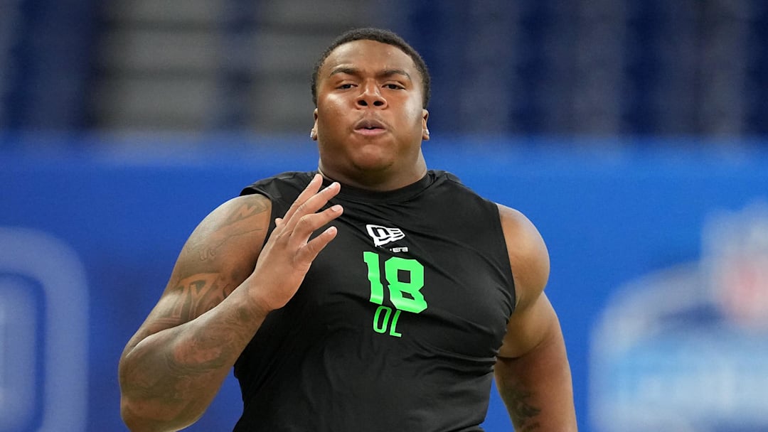 Mar 1, 2026; Indianapolis, IN, USA; Illinois offensive lineman JC Davis (OL18) during the NFL Scouting Combine at Lucas Oil Stadium. Mandatory Credit: Kirby Lee-Imagn Images