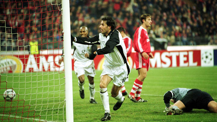 Ruud van Nistelrooy trifft gegen Bayern