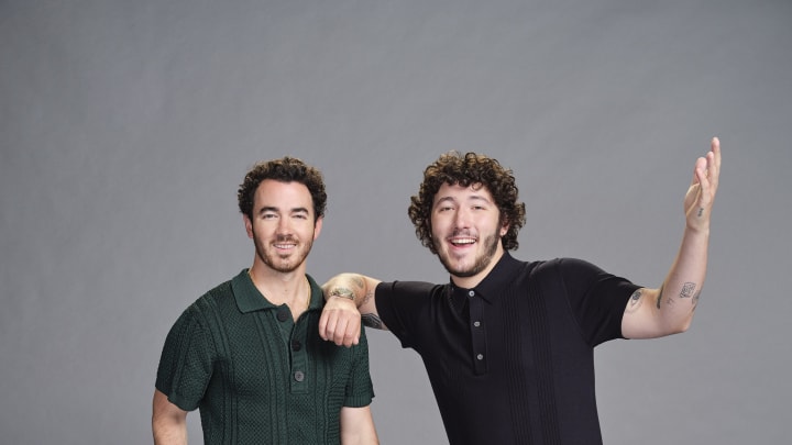 CLAIM TO FAME - ABC's "Claim to Fame" stars Kevin and Franklin Jonas. (Disney/Erica Hernandez)