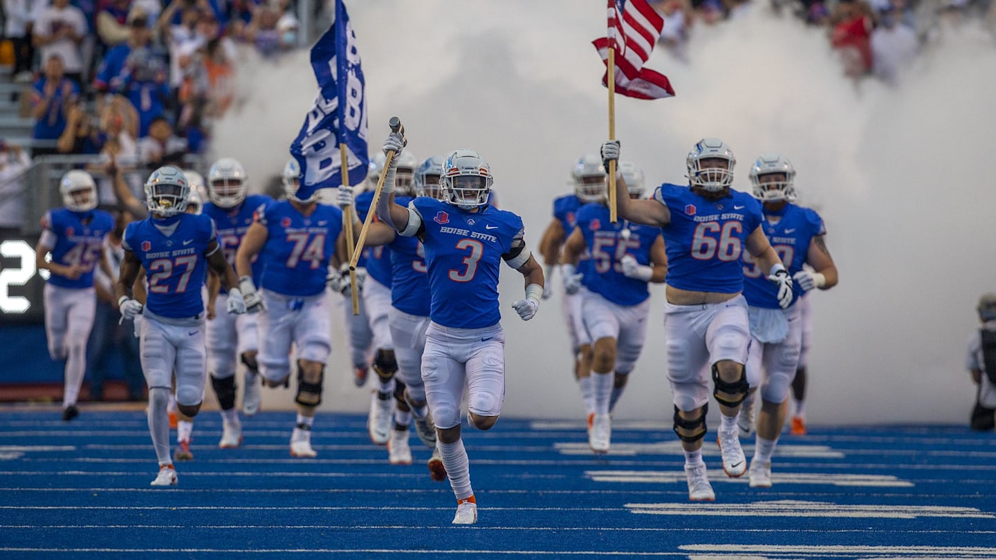 Four-star Boise State class of 2026 quarterback commit adds another Power Four offer