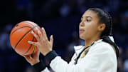 UConn Huskies guard Azzi Fudd warms up before the start of the game against the Florida State Seminoles.