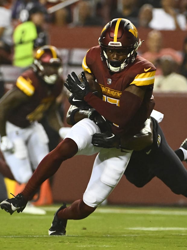 Washington Commanders wide receiver Terry McLaurin (17).