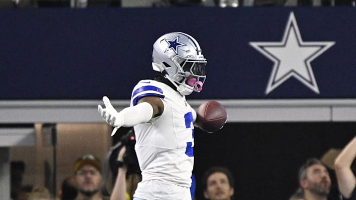 Dallas Cowboys wide receiver George Pickens celebrates after a catch against the Green Bay Packers at AT&T Stadium 