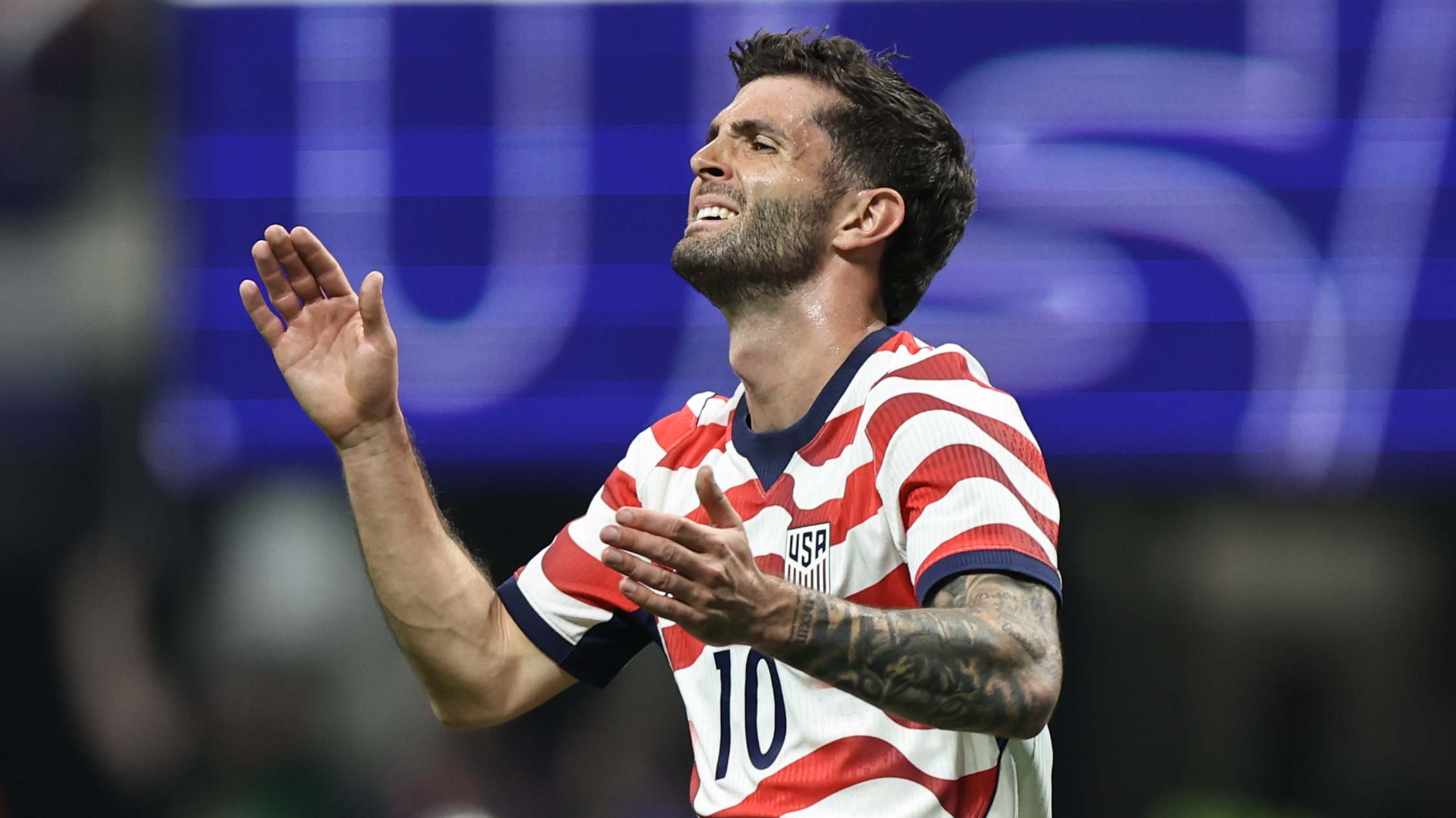 Christian Pulisic looking angsty.