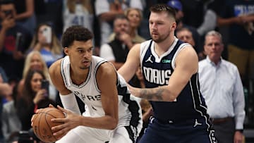 San Antonio Spurs v Dallas Mavericks