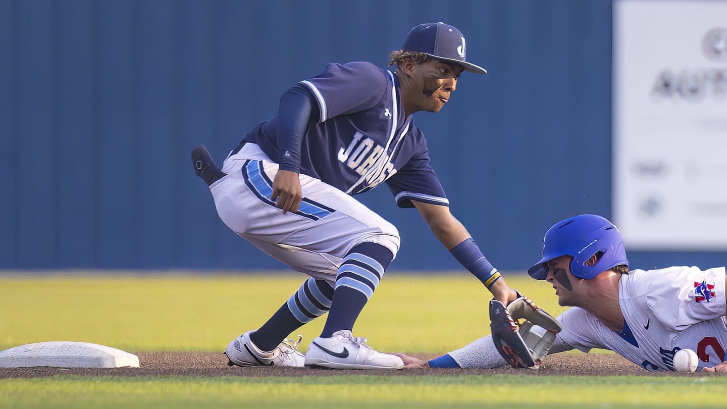 Cardinals Place Victor Scott II on Injured List Ahead Yankees Series Finale