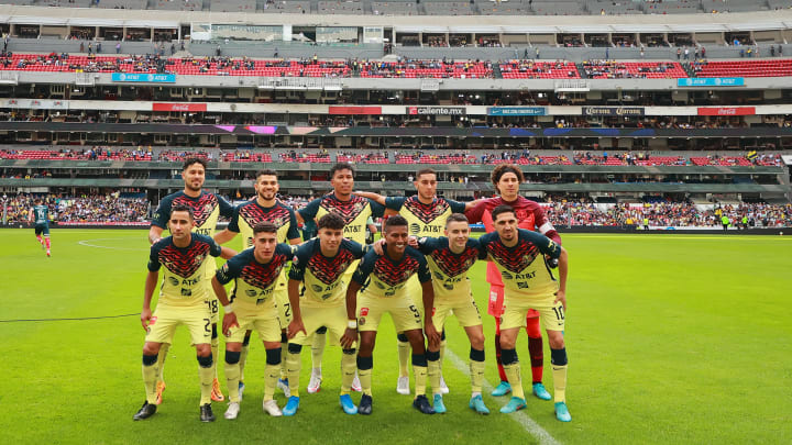 El equipo del América previo a un partido ante Puebla.