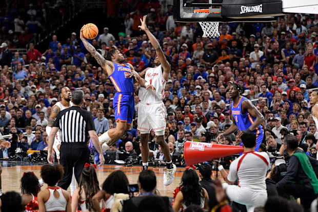 Florida's Alijah Martin; Houston's Joseph Tugler