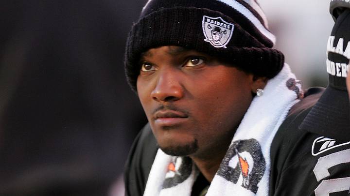 Kansas City Chiefs v Oakland Raiders