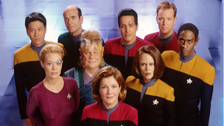 Publicity Stills Of Star Trek: Voyager