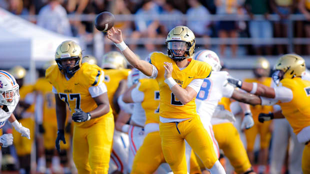 St. Thomas Aquinas quarterback Andrew Indorf