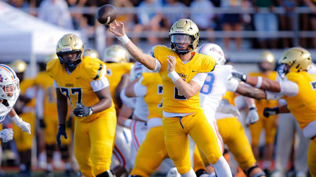 St. Thomas Aquinas quarterback Andrew Indorf