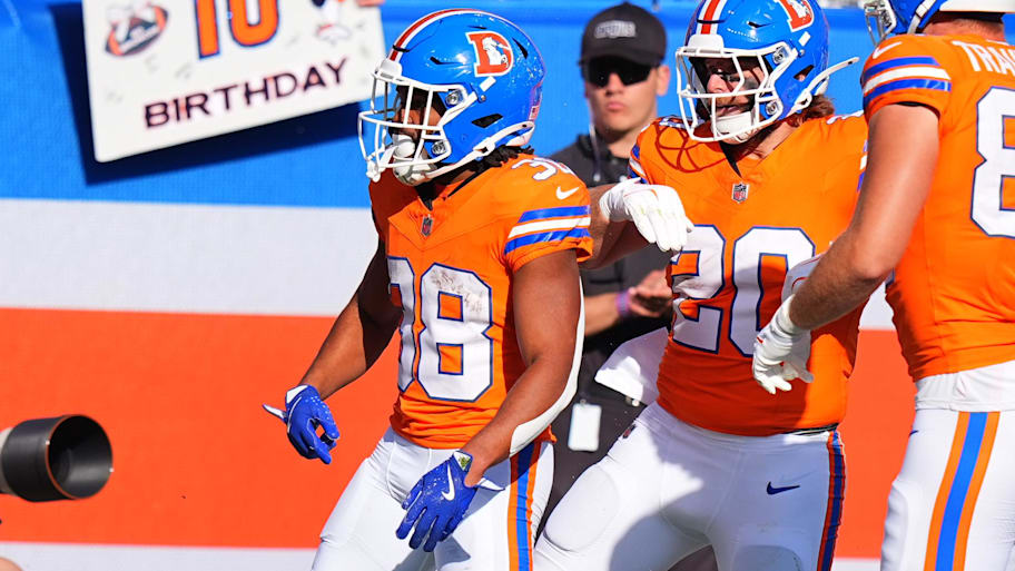 Broncos Face Injury-Hampered Cowboys Amid NFL Trade Deadline