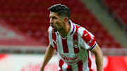 Oribe Peralta no fue lo que se esperaba en Chivas