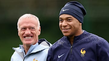 D. Deschamps et K. Mbappé - équipe de France