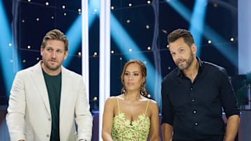 CRIME SCENE KITCHEN: L-R: Judges Curtis Stone and Yolanda Gampp with Host Joel McHale in the CRIME SCENE KITCHEN episode airing Thursday, Nov. 21 (9:01-10:00 PM ET/PT) on FOX. CR/ FOX ©2024 FOX Media LLC.