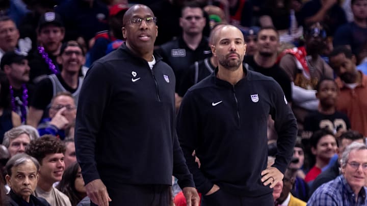 Apr 19, 2024; New Orleans, Louisiana, USA;  Sacramento Kings head coach Mike Brown looks on against the New Orleans Pelicans in the first half during a play-in game of the 2024 NBA playoffs at Smoothie King Center. Mandatory Credit: Stephen Lew-Imagn Images