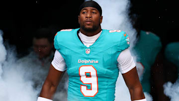 Miami Dolphins TE Jonnu Smith