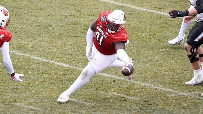 Dec 17, 2022; Boston, MA, USA; Louisville Cardinals defensive lineman Tawfiq Thomas (91)