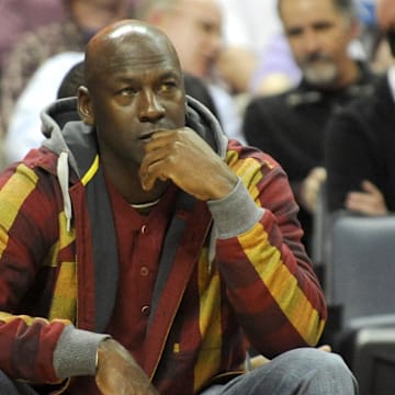 Michael Jordan's former Chicago-area home is now for rent on Airbnb.