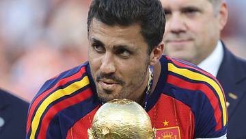 Rodri mit dem WM-Pokal Rodri mit dem WM-Pokal