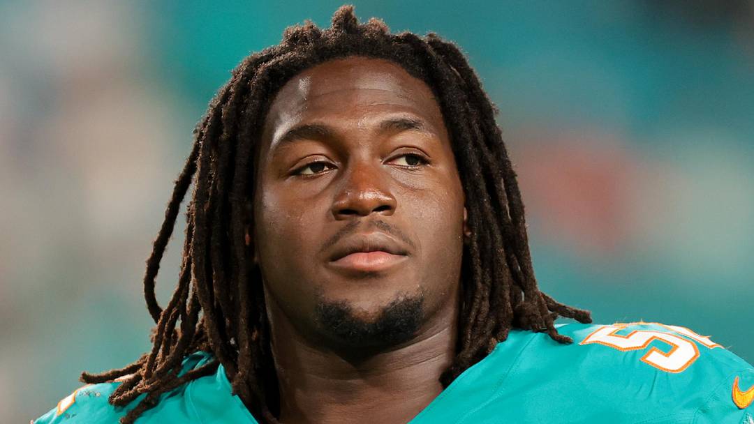 Miami Dolphins offensive tackle Patrick Paul