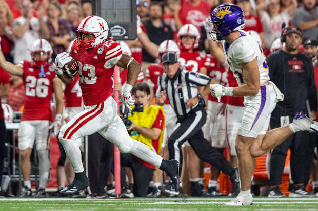 Nebraska running back Dante Dowdell takes off on a 38-yard run against Northern Iowa.