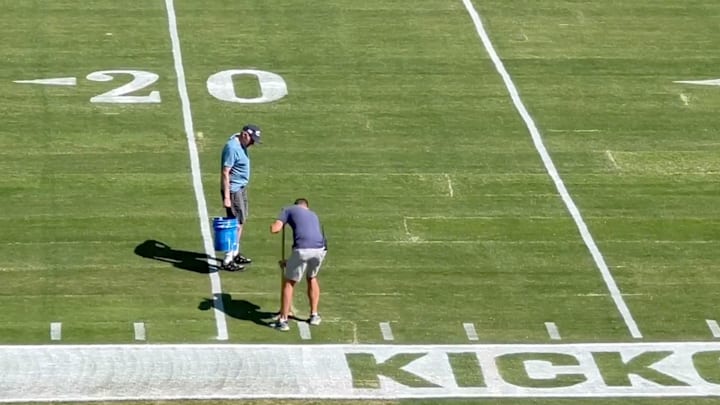 The turf at Solider Field looked awful before the Chicago Bears hosted the Minnesota Vikings in Week 1 of the 2025 NFL season. The turf at Solider Field looked awful before the Chicago Bears hosted the Minnesota Vikings in Week 1 of the 2025 NFL season.