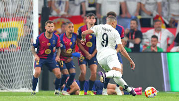 FC Barcelona v Real Madrid - Copa del Rey Final