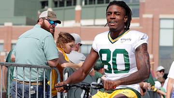 Packers' Neyor Stuns with $13K Chain in Win