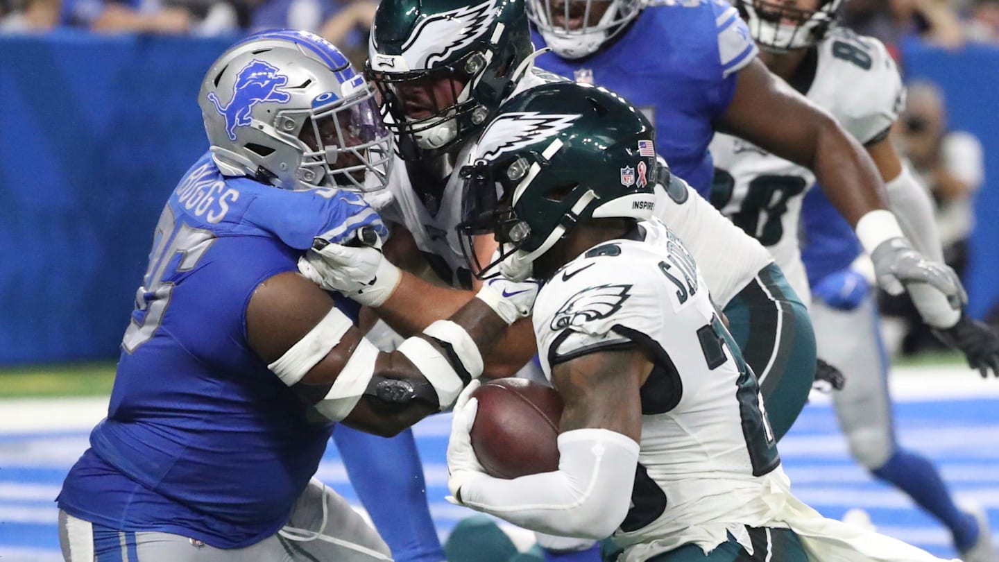 NFL Owners Vote 22-10 to Keep Tush Push Play