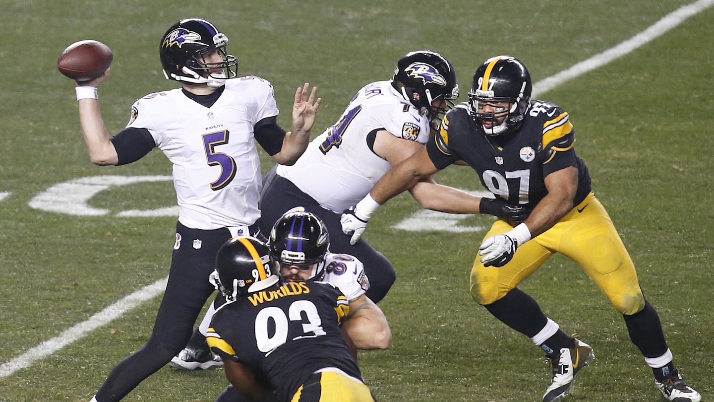 Ravens, Steelers Renew Playoff Rivalry