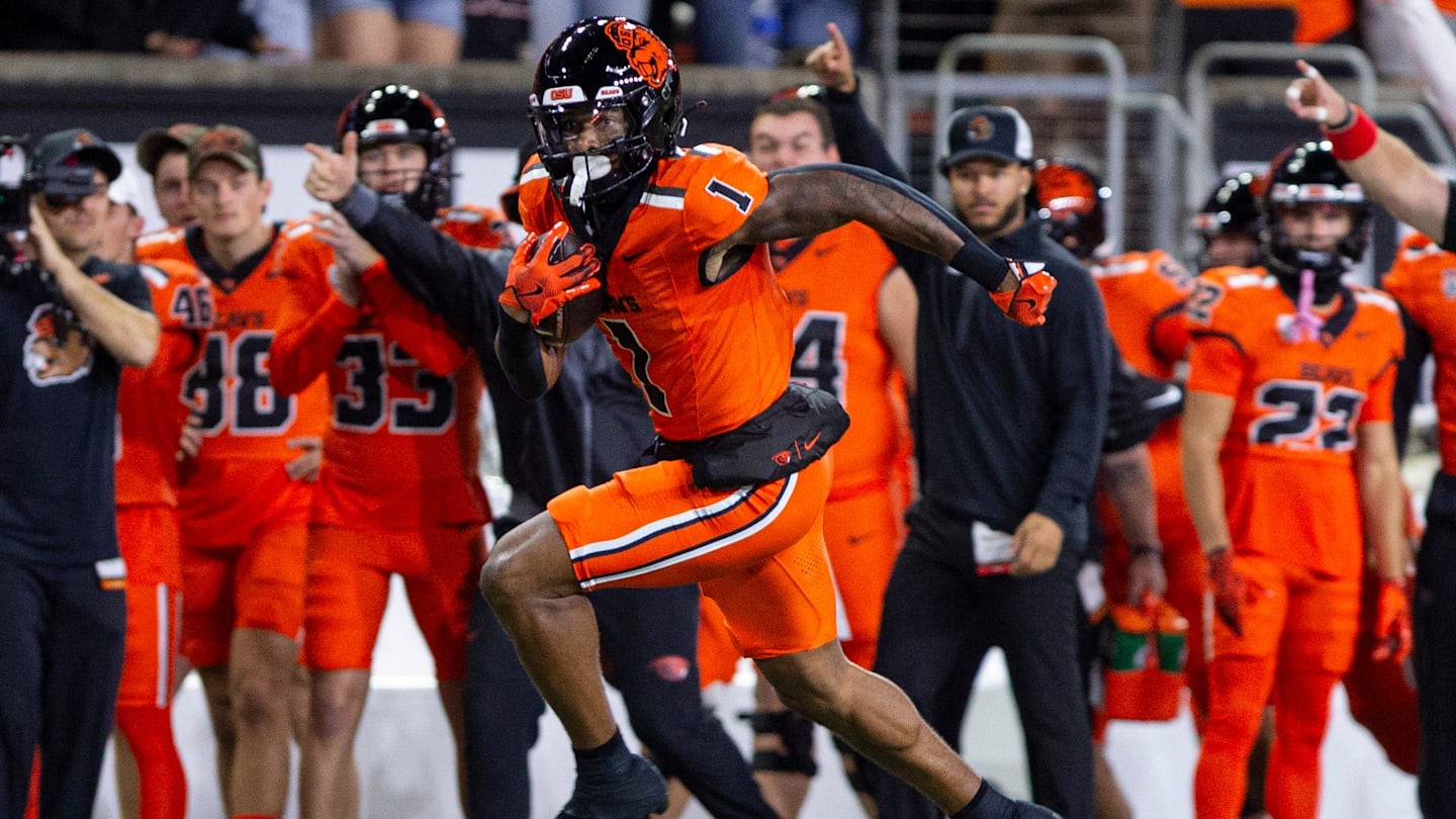 Big Ten Media Days Highlight Oregon, Penn State Title Contenders