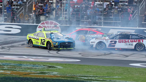 Ryan Blaney (12) in an incident during the 2023 NASCAR Cup Series event at Texas Motor Speedway