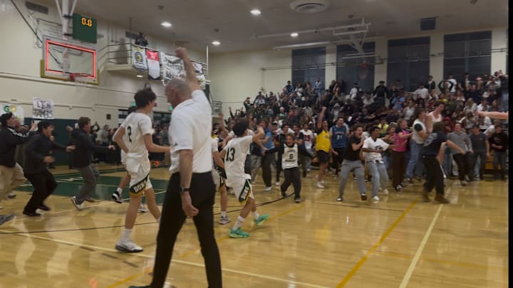 Santa Barbara High knocks off Mater Dei in the CIF-SS Division 1 quarterfinals. Santa Barbara High knocks off Mater Dei in the CIF-SS Division 1 quarterfinals.