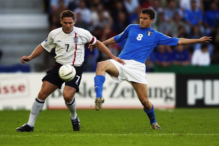 David Dunn, Matteo Brighi