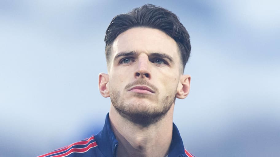 Declan Rice looking into the distance.