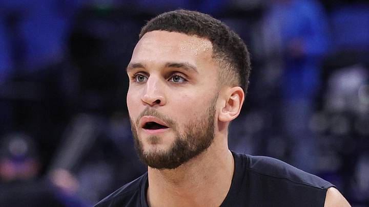 Milwaukee Bucks forward Pete Nance (35) warms up before the game against the Orlando Magic at Kia Center on February 11, 2026.