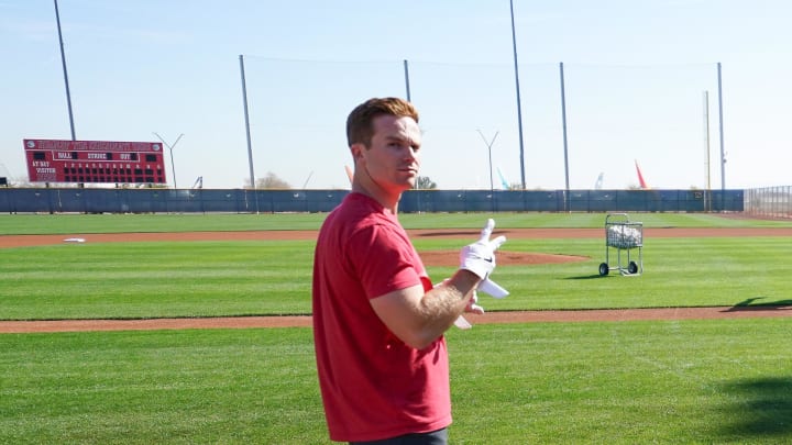 Feb 15, 2024; Goodyear, AZ, USA; Cincinnati Reds shortstop Matt McLain (9), left, and third baseman Elly De La Cruz (44), pose for the camera during spring training workouts. Mandatory Credit: Kareem Elgazzar-USA TODAY Sports