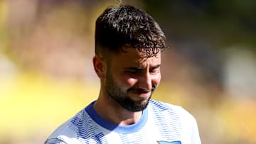 Marco Richter kann schon wieder mit Ball trainieren