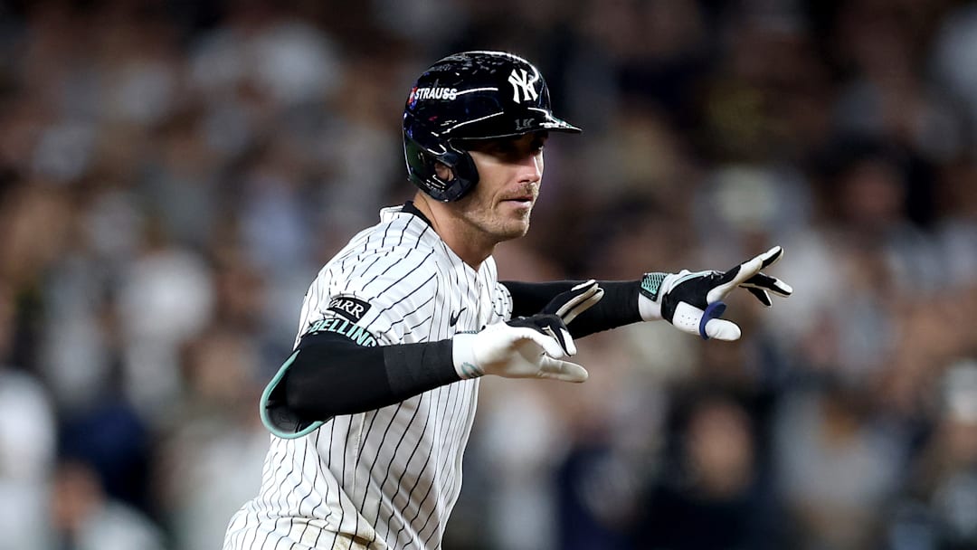 Division Series - Toronto Blue Jays v New York Yankees - Game Three Division Series - Toronto Blue Jays v New York Yankees - Game Three