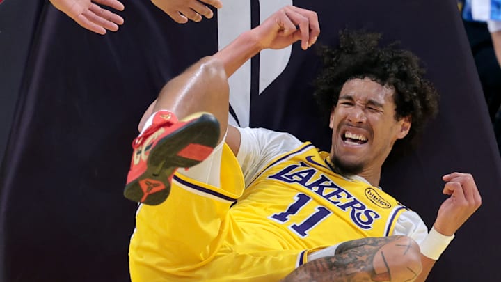 Minnesota Timberwolves v Los Angeles Lakers