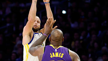 Golden State Warriors v Los Angeles Lakers