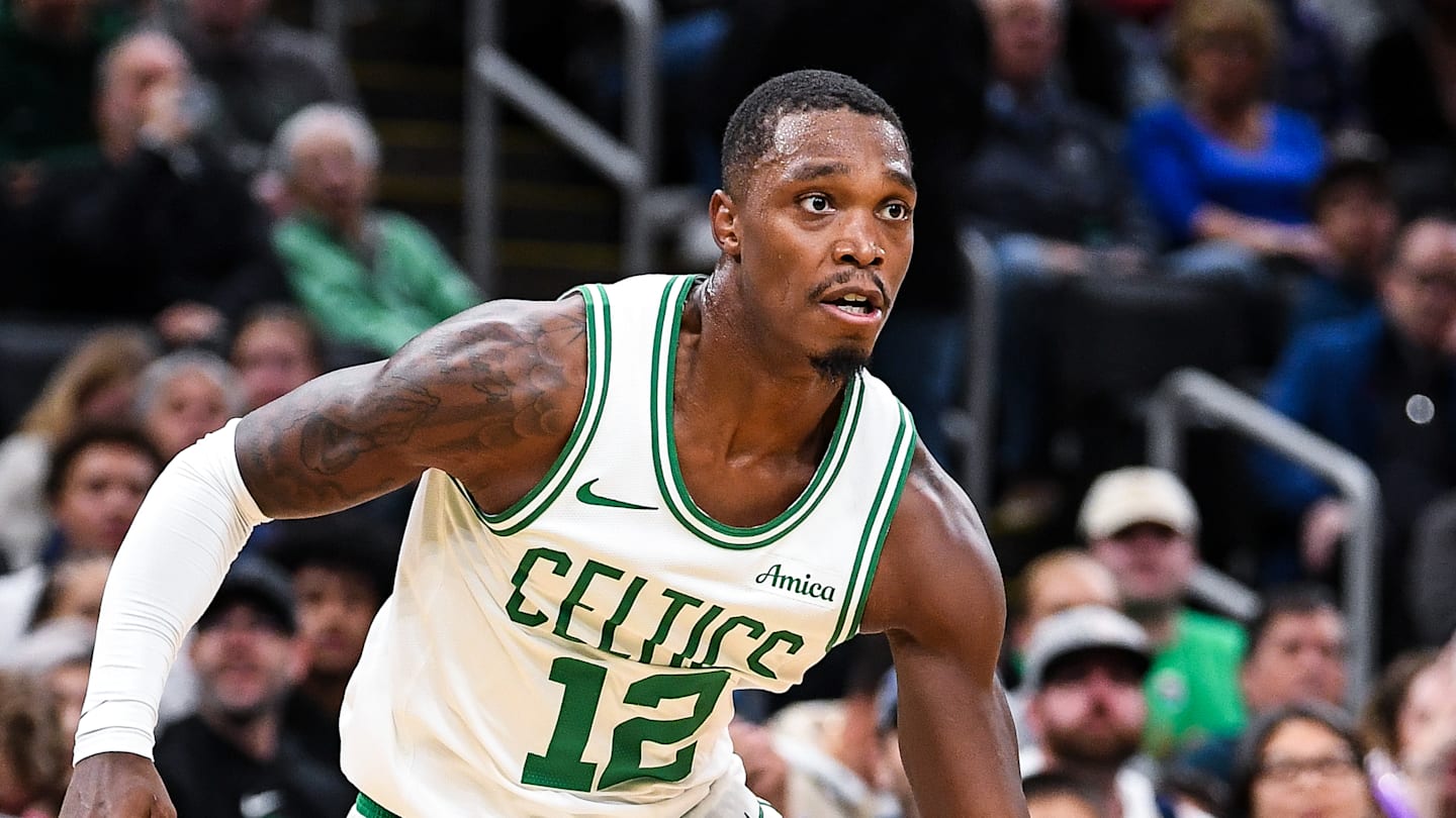 Lonnie Walker berbagi pesan setelah berita terbaru tentang keputusan Celtics