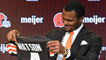 Deshaun Watson fue presentado como nuevo jugador de los Cleveland Browns