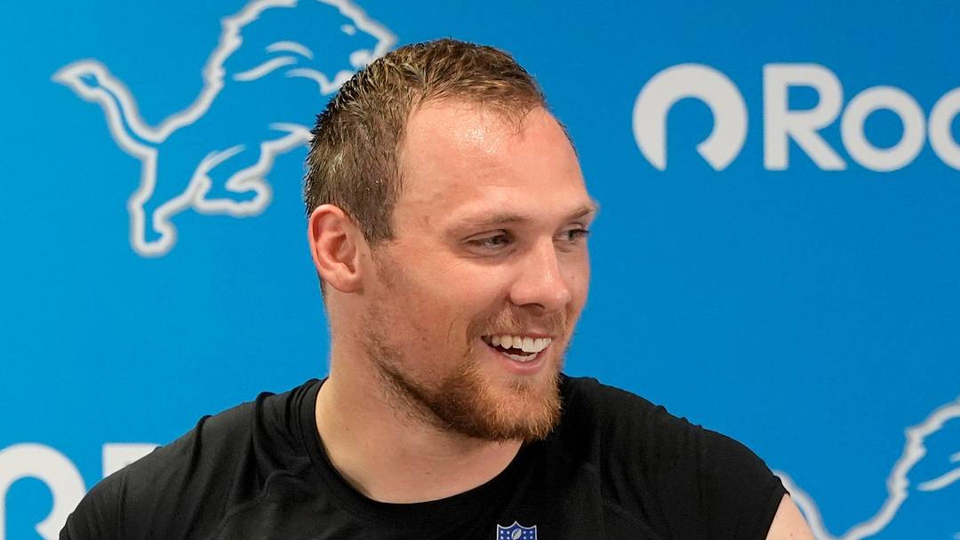 Detroit Lions linebacker Jack Campbell 